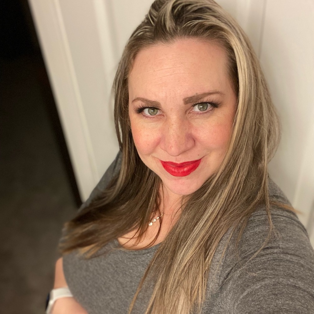 Meet your Posher, Genna